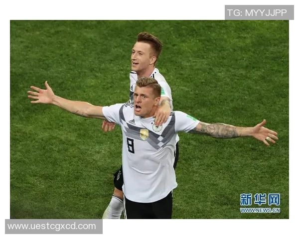 克罗斯：从中场指挥官到足球战术革新者的精彩旅程